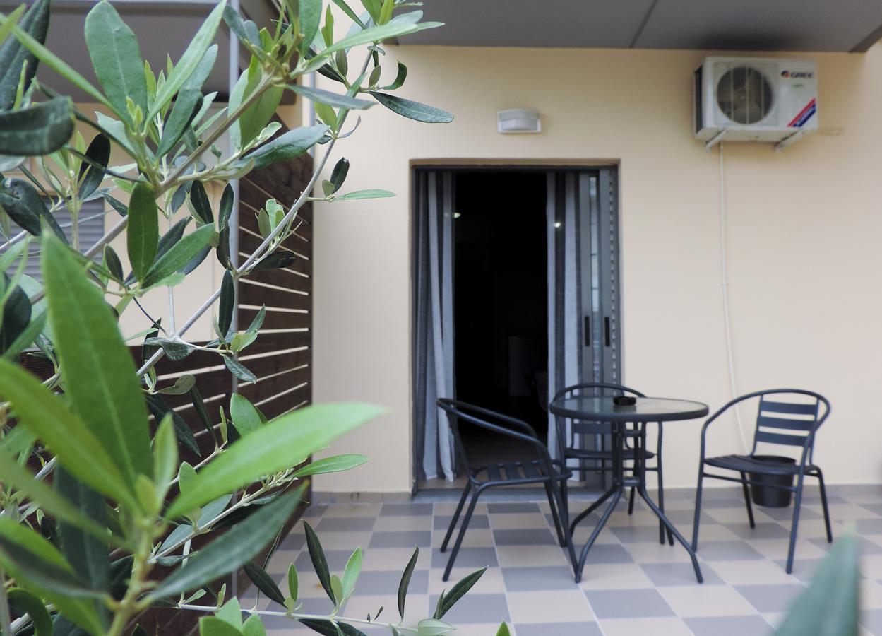 Saffroni Inn Paralía Exterior foto